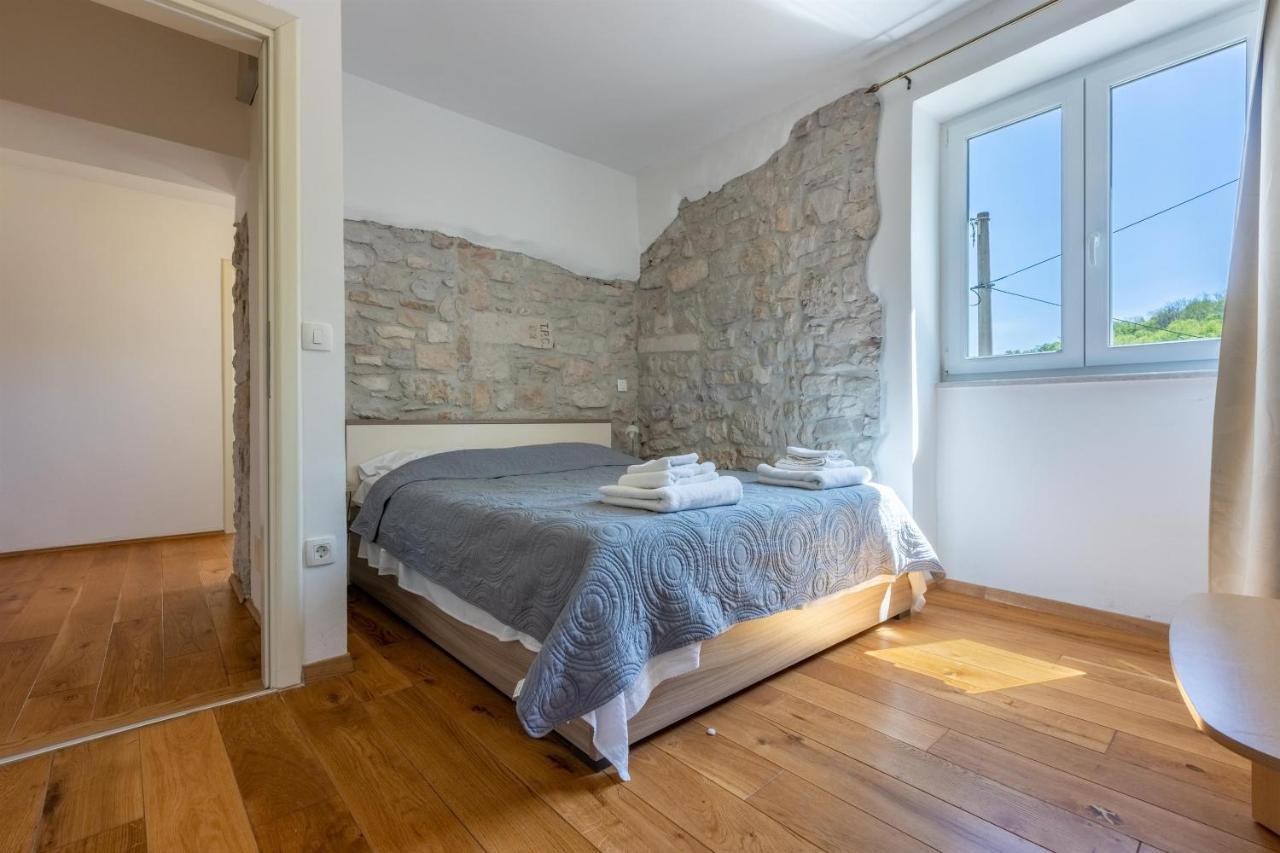 Villa Ana Motovun Esterno foto