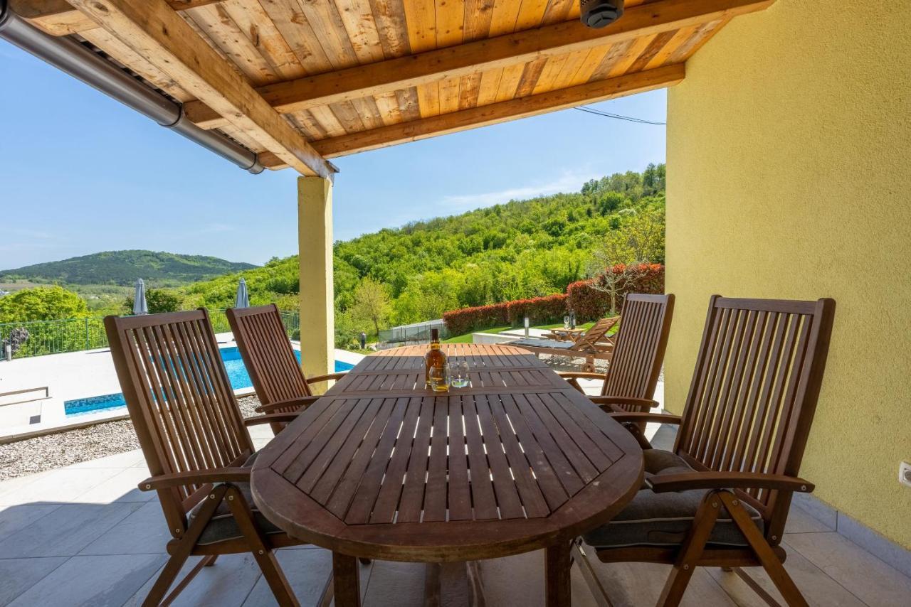 Villa Ana Motovun Esterno foto
