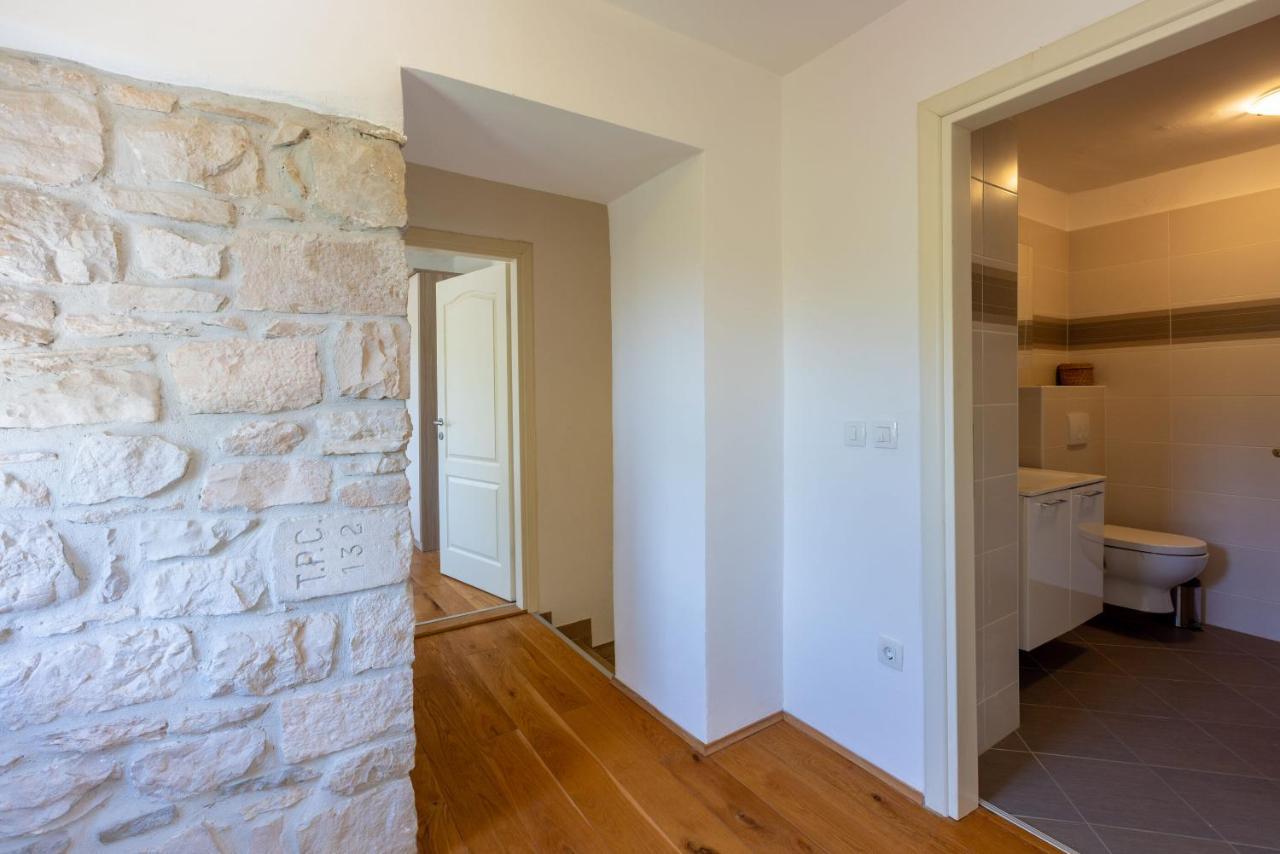 Villa Ana Motovun Esterno foto