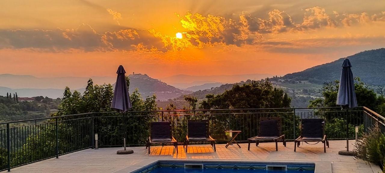 Villa Ana Motovun Esterno foto